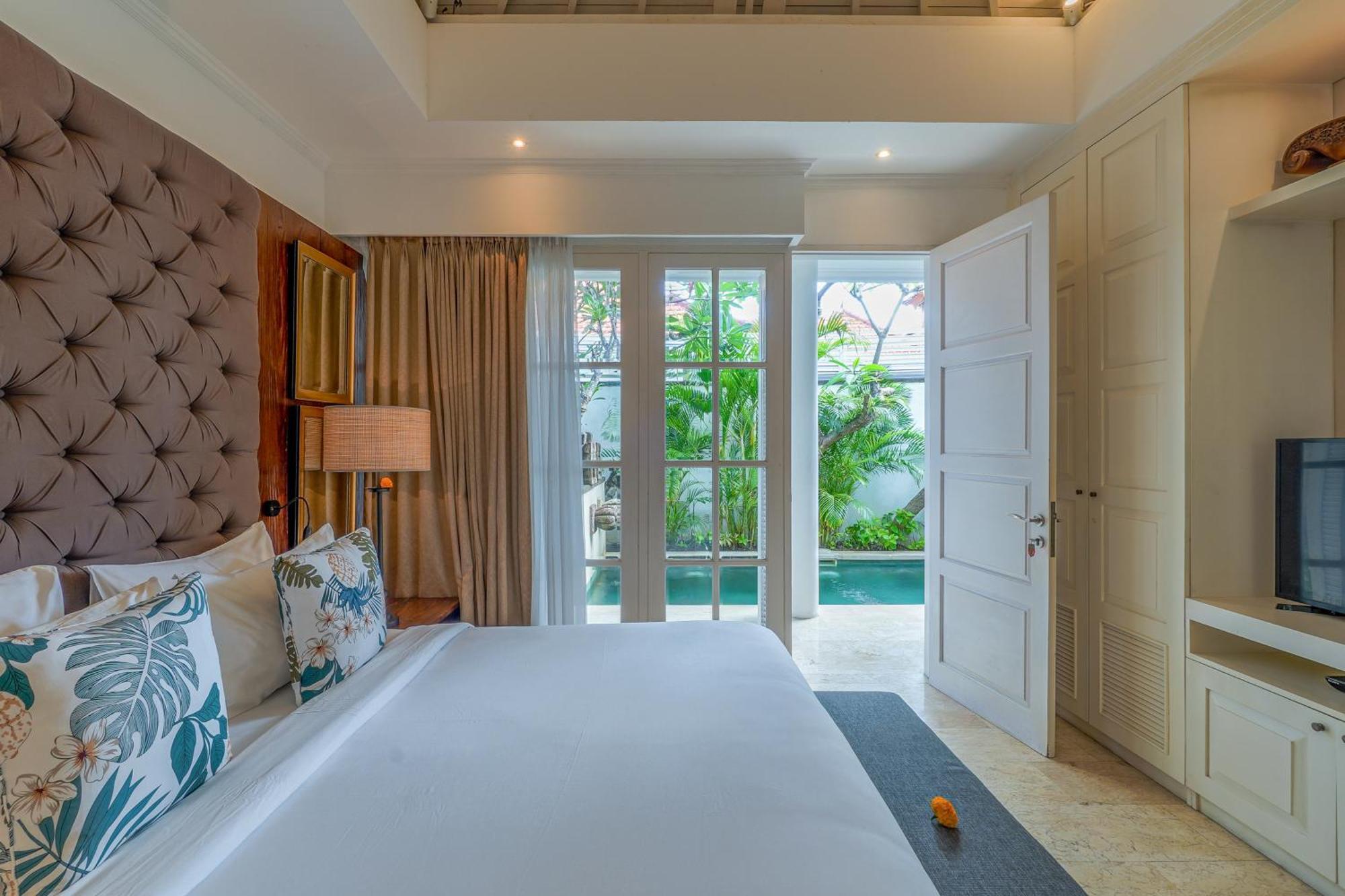 Mosan House: Art-Filled Gem Near Beach & Seminyak Square Exterior photo